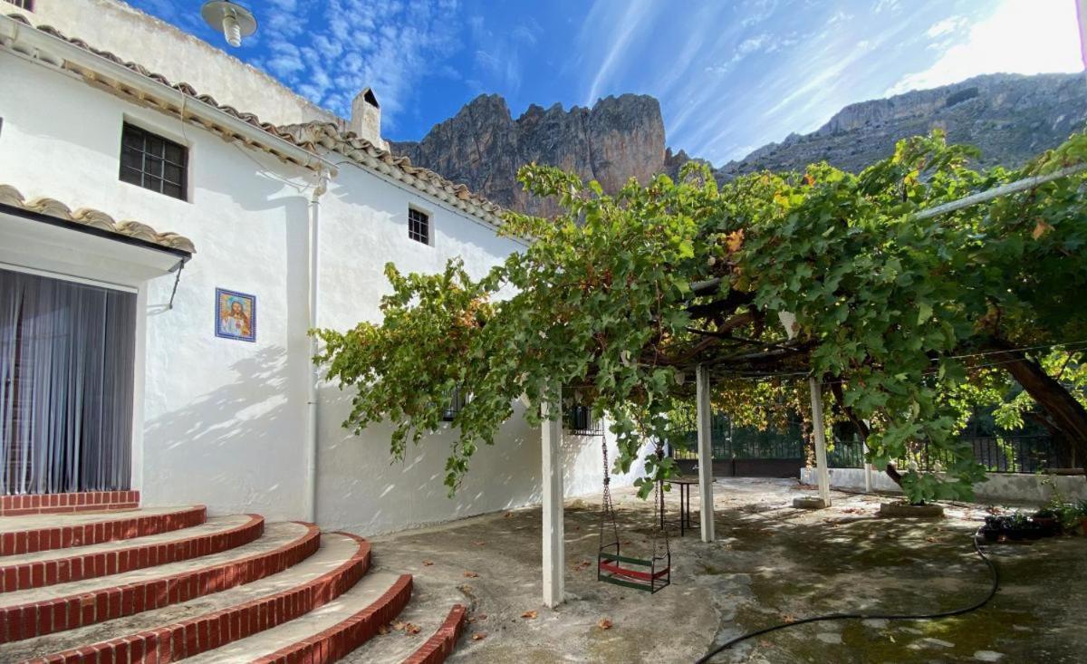 Cortijo El Chorreadero En Parque Natural Sierra De Cazorla Los Rosales  Exterior foto